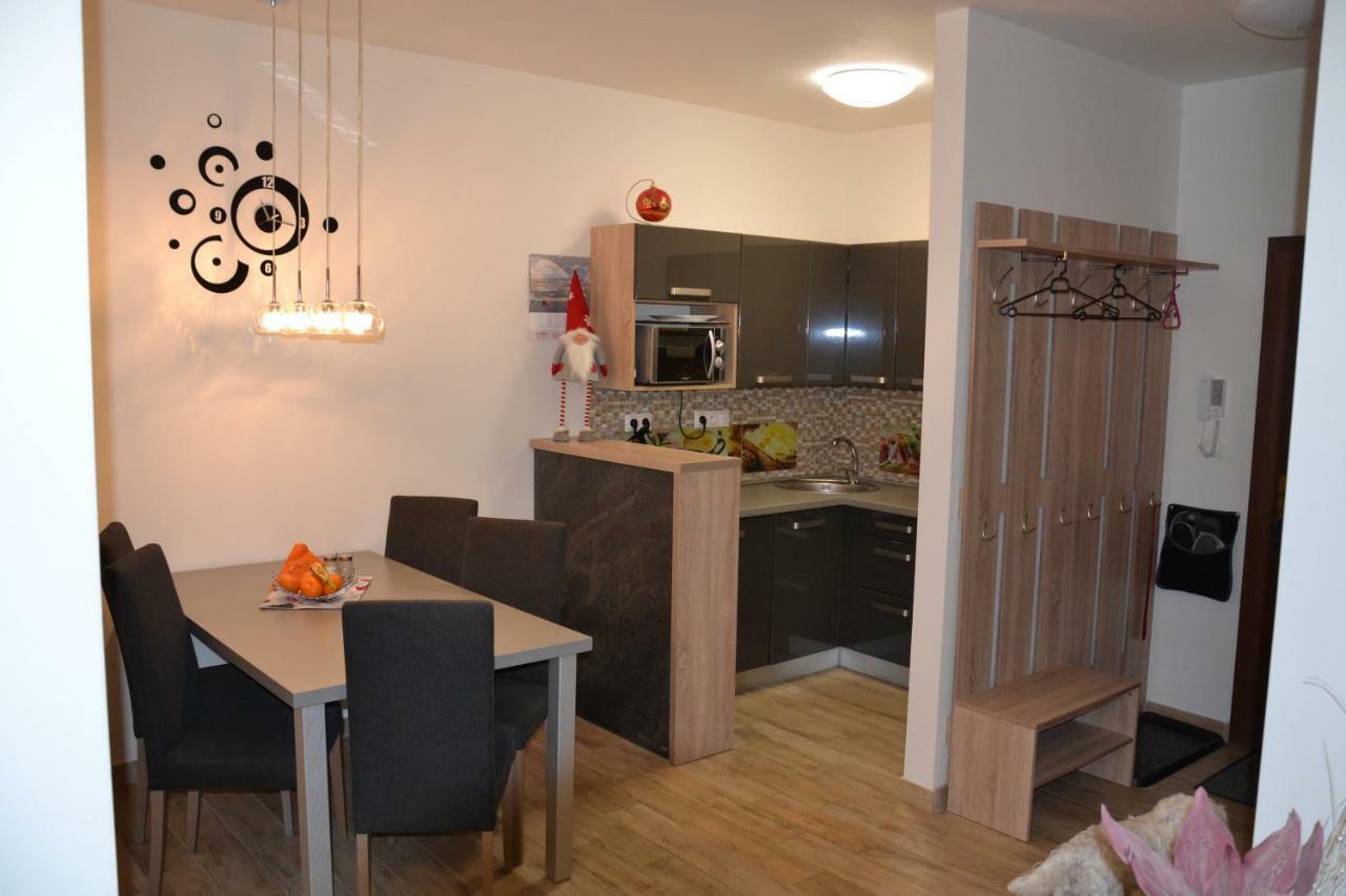 Chopok Juh Apartman Tatiana, Trangoska 데마노브스카돌리나 외부 사진